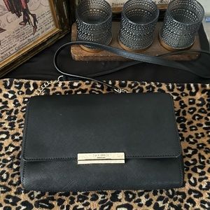 Kate spade cross body preloved lots of life left in her